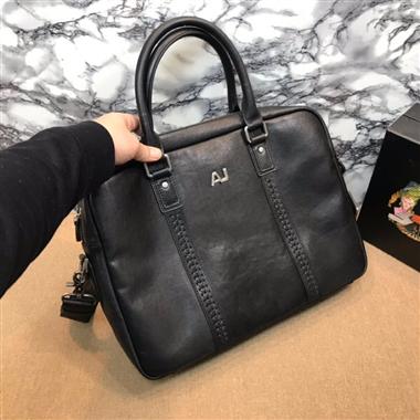 ARMANI  2022新款休閒包包  尺寸：37-27-8CM