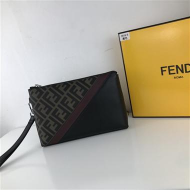 FENDI   2022新款時尚休閒包 尺寸:24.5-17-4.5CM