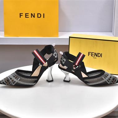 FENDI   2022新款女生鞋子