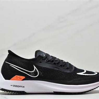 Nike Zoomx Streakfly Proto 低幫跑步鞋
