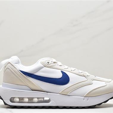 Nike Air Max React 運動鞋