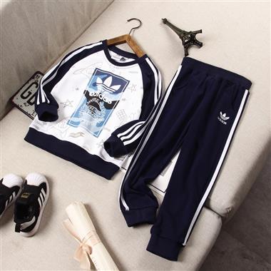 Adidas   2022秋冬新款長袖套裝