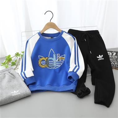 Adidas   2022秋冬新款長袖套裝