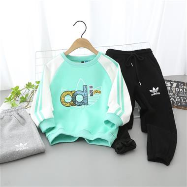 Adidas   2022秋冬新款長袖套裝