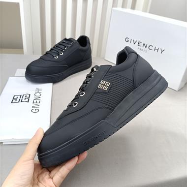 Givenchy    2022新款男生鞋子