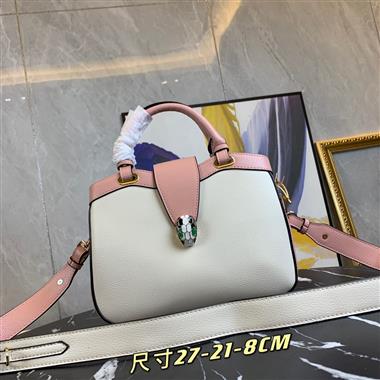 BVLGARI    2022新款女生時尚休閒包 尺寸:27*21*8CM