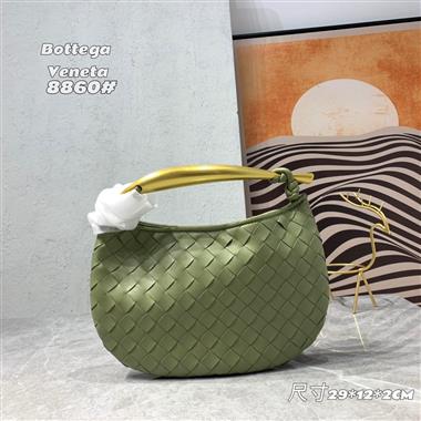 BOTTEGA VENETA   2022新款女生時尚休閒包  尺寸:29*12*2CM