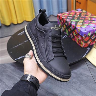 Louis Vuitton  2023新款休閒時尚男生鞋子