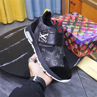 Louis Vuitton  2023新款休閒時尚男生鞋子
