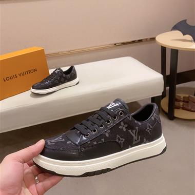 Louis Vuitton   2023新款休閒時尚男生鞋子