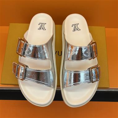 Louis Vuitton   2023新款休閒時尚男生鞋子