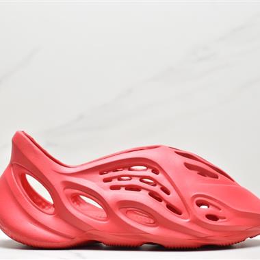 Adidas YEEZY 洞洞鞋