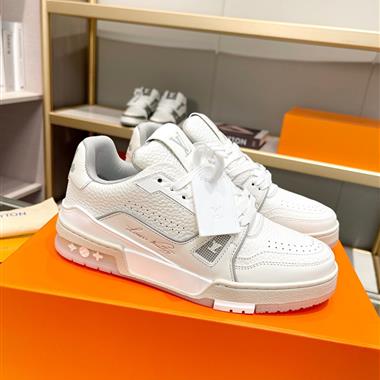 Louis Vuitton    2023新款休閒時尚男生鞋子