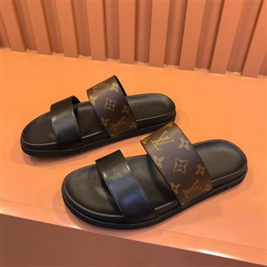 Louis Vuitton    2023新款休閒時尚男生鞋子