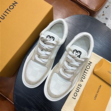 Louis Vuitton   2023新款休閒時尚男生鞋子