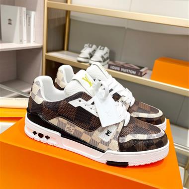 Louis Vuitton    2023新款休閒時尚男生鞋子