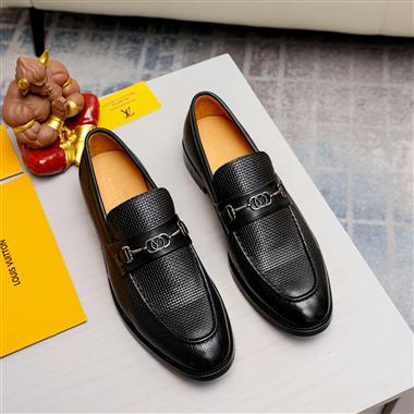 Louis Vuitton   2023新款休閒時尚男生鞋子
