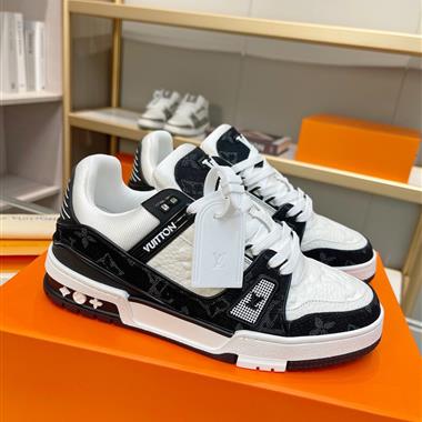 Louis Vuitton    2023新款休閒時尚男生鞋子