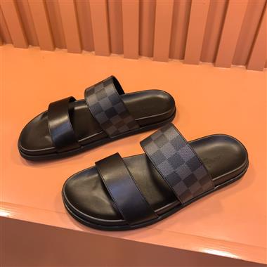 Louis Vuitton    2023新款休閒時尚男生鞋子