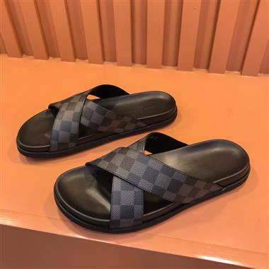 Louis Vuitton    2023新款休閒時尚男生鞋子