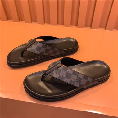 Louis Vuitton    2023新款休閒時尚男生鞋子