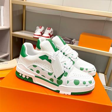 Louis Vuitton    2023新款休閒時尚男生鞋子