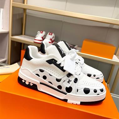 Louis Vuitton    2023新款休閒時尚男生鞋子