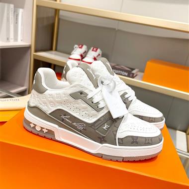 Louis Vuitton    2023新款休閒時尚男生鞋子