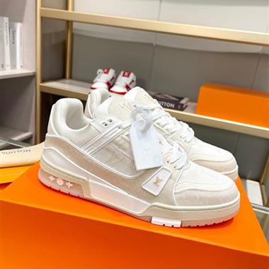 Louis Vuitton    2023新款休閒時尚男生鞋子