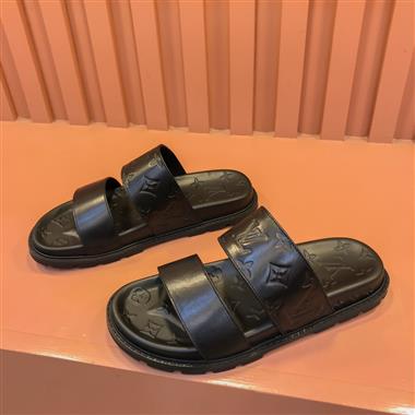 Louis Vuitton    2023新款休閒時尚男生鞋子