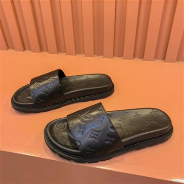 Louis Vuitton     2023新款休閒時尚男生鞋子