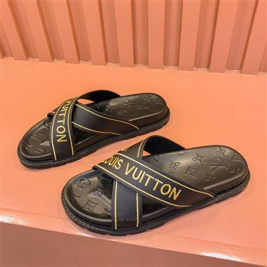 Louis Vuitton     2023新款休閒時尚男生鞋子