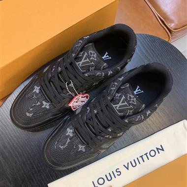 Louis Vuitton    2023新款休閒時尚男生鞋子