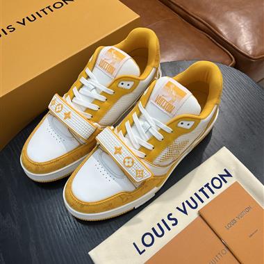 Louis Vuitton    2023新款休閒時尚男生鞋子