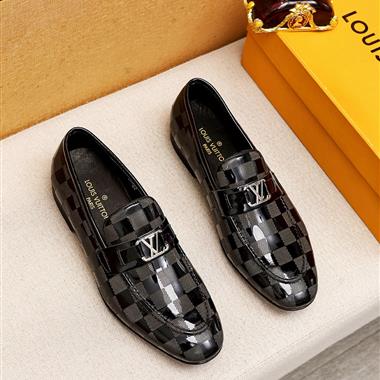 Louis Vuitton   2023新款休閒時尚男生鞋子