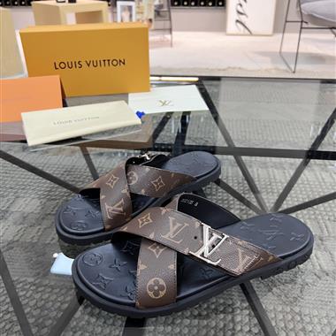 Louis Vuitton   2023新款休閒時尚男生鞋子