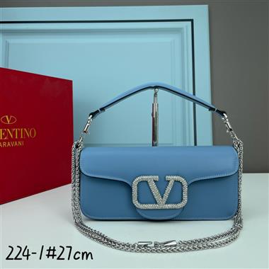 Valentino   2023新款女生時尚休閒包 尺寸:27×13×6CM