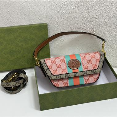 GUCCI   2023新款女生時尚休閒包  尺寸:18CM