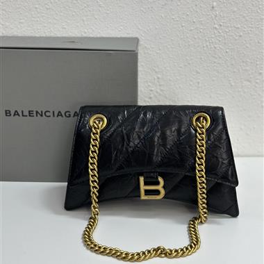 BALENCIAGA   2023新款女生時尚休閒包  尺寸：26CM