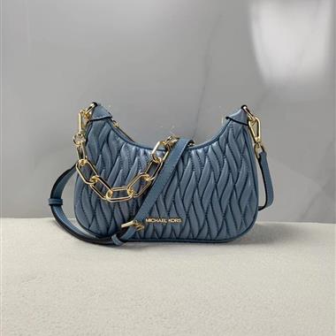 MICHAEL KORS 2023新款女生時尚休閒包 尺寸:24*7*18CM