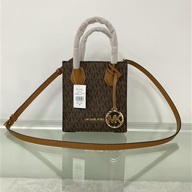 MICHAEL KORS 2023新款女生時尚休閒包 尺寸:15*6*17CM