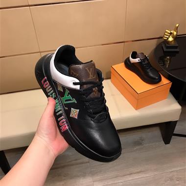 Louis Vuitton    2023新款休閒時尚男生鞋子