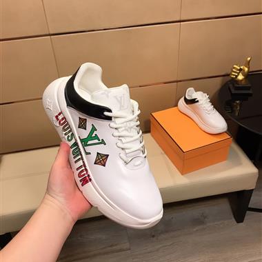 Louis Vuitton    2023新款休閒時尚男生鞋子