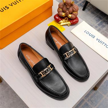 Louis Vuitton   2023新款休閒時尚男生鞋子