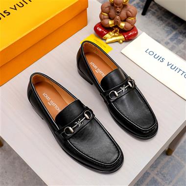 Louis Vuitton   2023新款休閒時尚男生鞋子