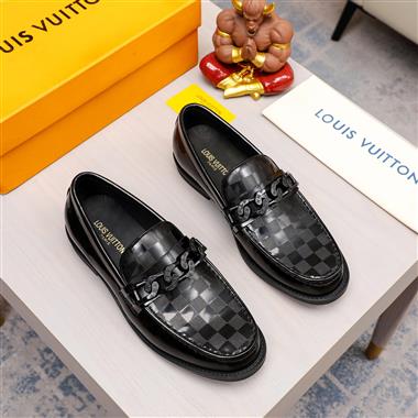 LOUIS VUITTON    2023新款休閒時尚男生鞋子
