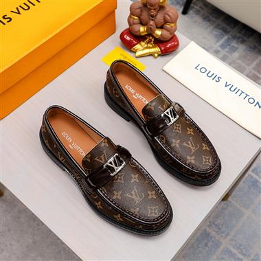 LOUIS VUITTON   2023新款休閒時尚男生鞋子