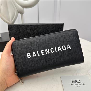 BALENCIAGA   2023新款男生時尚休閒包  尺寸：19-10-2.5CM