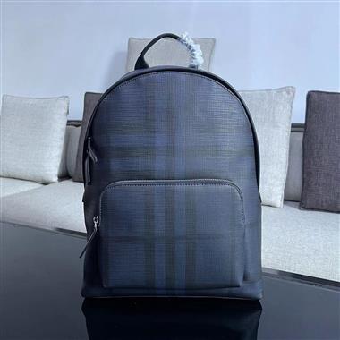 BURBERRY   2023新款男生時尚休閒包  尺寸：30-45-15CM