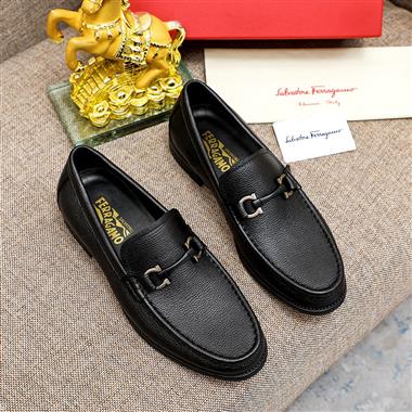 Ferragamo   2023新款休閒時尚男生鞋子